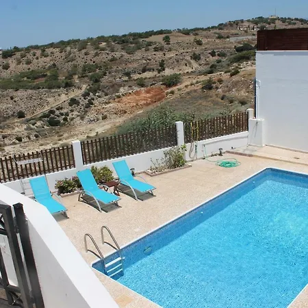 Fteroma Pissouri